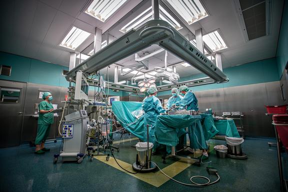 Blick in einen OP-Saal der Thüringen-Kliniken